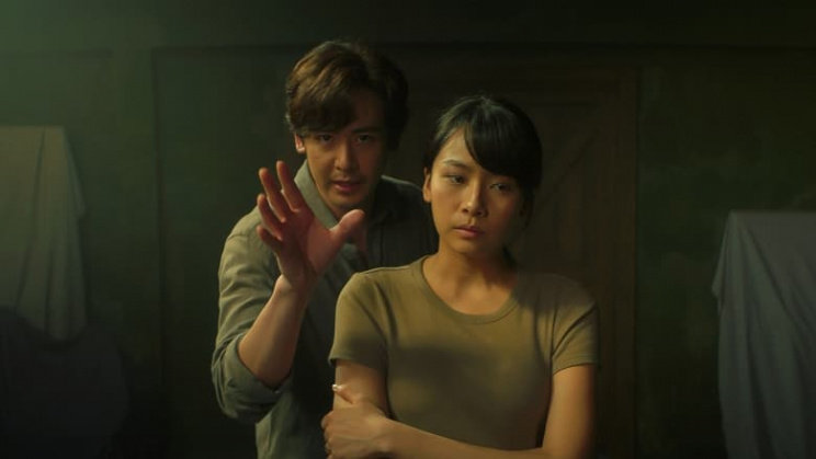 Vết Nứt: Ám Hồn Trong Tranh - Cracked  Vietsub